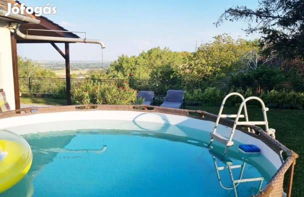 Csővázas kerti medence