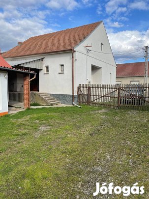 Csurgó családi ház+telephely egyben eladó!