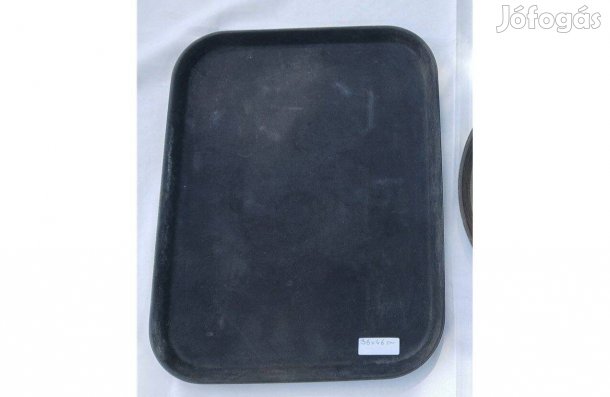 Csúszásmentes, törhetetlen, poliészter tálca eladó!