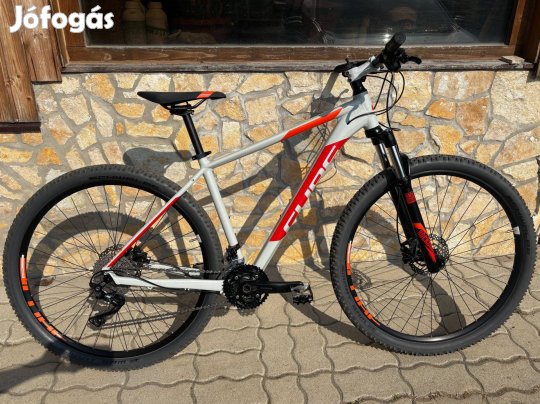 Cube Attention 29" Kerékpár