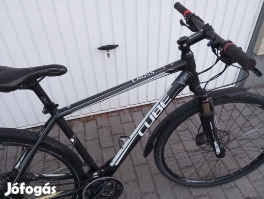 Cube Cross trekking 28-as