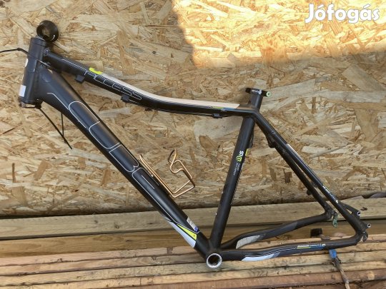 Cube access 26-os váz