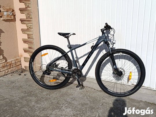 Cube agydinamós tárcsafékes férfi aluvázas 29"-os kerékpár bicikli jó