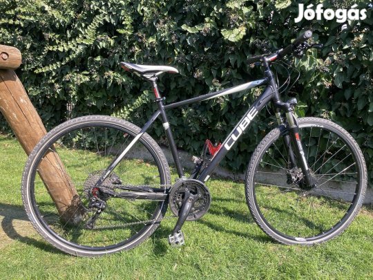 Cube nature kerékpár