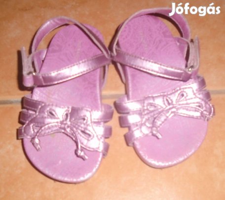 Cuki rózsaszín baby gap szandál 20-21