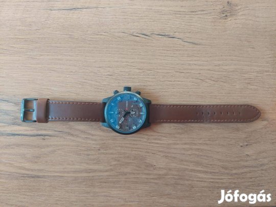 Curren férfi karóra