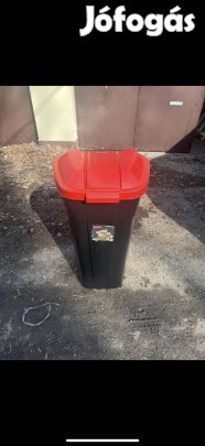 Curver Görgős szemetes műanyag 110l piros