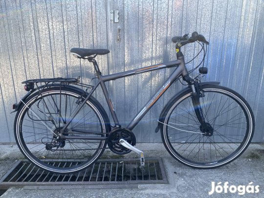 Cyco 28-as aluvázas agydinamós újszerű Trekking kerékpár