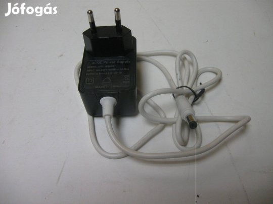 DC 12 V adapter eladó 1 - 2,5 A !!!
