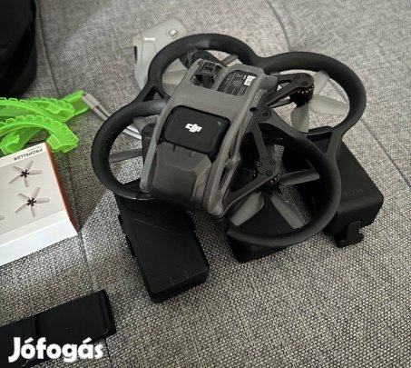 DJI Avata drón (3 akku, töltőhub, Motion Controller, táska)