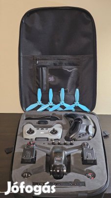 DJI FPV Fly More Combo drón szett +keményfedeles hátizsák +extrák