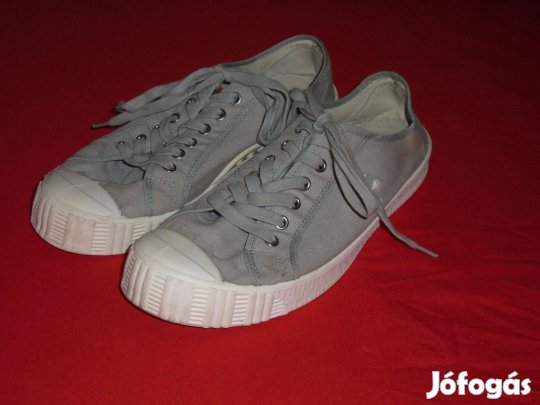 DRK 43-as méretű szürke cipő - bth. 27,5 cm