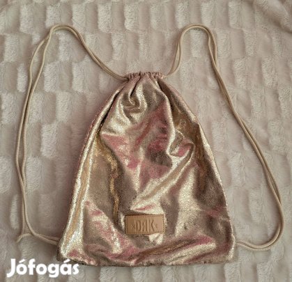 DRK Dorko hátizsák, tornazsák rosegold csillogós metálos színben