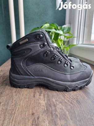 DRK bakancs újszerű