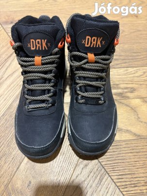 DRK gyerek magas szárú cipő, csizma