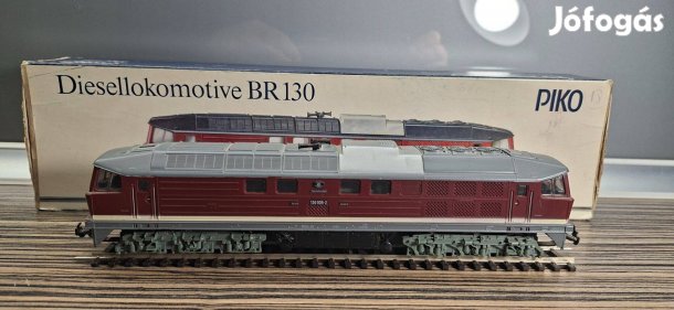 DR BR130 dízelmozdony Piko VEB H0