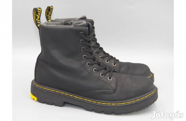 DR. Martens 1460 J Wintergrip bélelt bőr bakancs, 36 -os