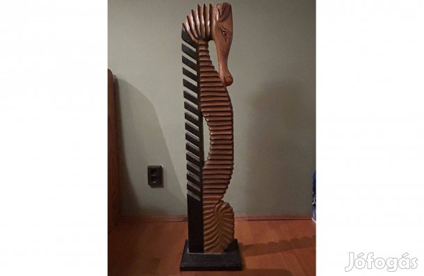 DVD/CD tartó, tároló, állvány, dísztárgy, csikóhal