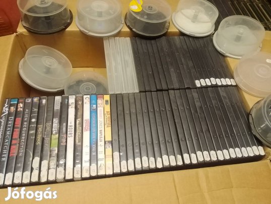 DVD és VHS tokok 87 db egyben eladó + 2 db mozifilm plakát ajándékba