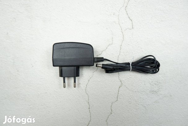 DVE 220V-os hálózati adapter 12V 1A DSA-12G-12AEU