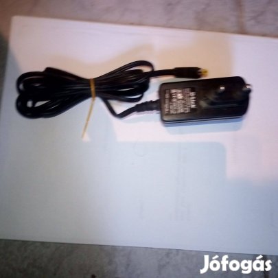 D-Link DC adapter 5V 2A működő