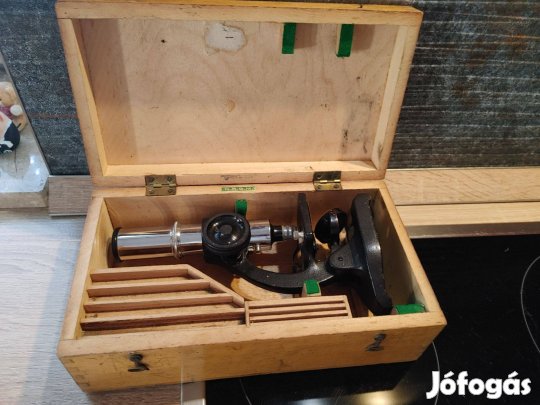 D.R.G.M mikroszkóp dobozában -antikvitás