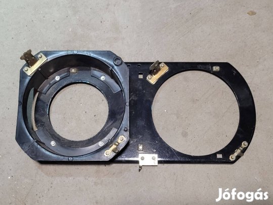 Dacia 1310 fényszórókeret Új eredeti Rpmán