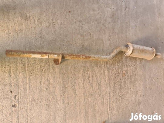 Dacia Kipufogó Közép