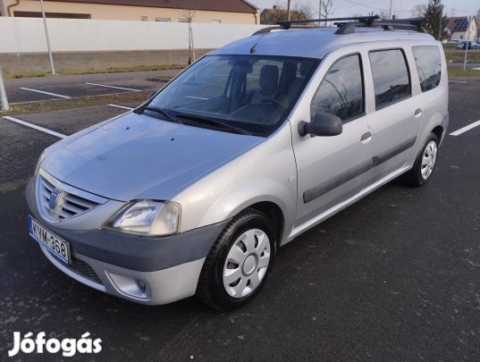 Dacia Logan MCV 1.6 16V Laureate (7 személyes )...