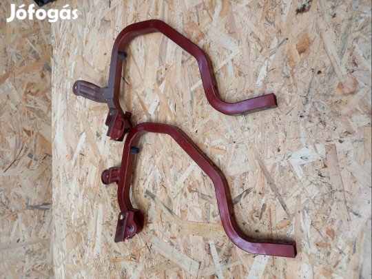 Dacia Logan (2004-2010) Csomagtér Ajtózsanér Pár