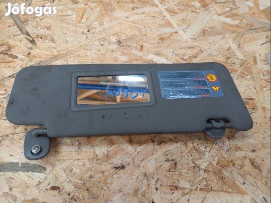 Dacia Logan (2004-2010) Jobb Napellenző Tartóval