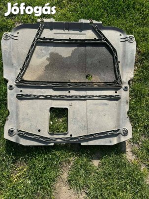 Dacia Sandero,Logan motorvédő burkolat