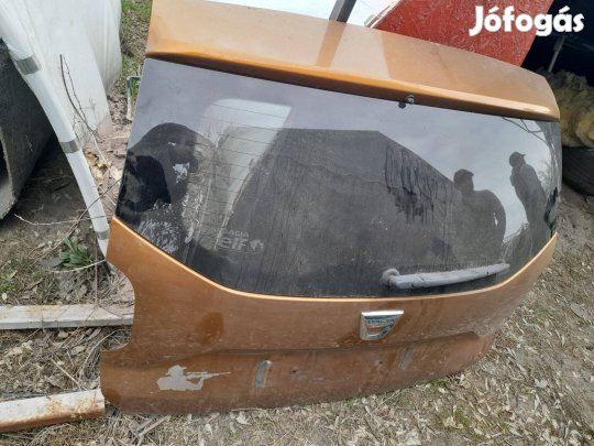 Dacia duster II csomagtérajtó és lökháritó
