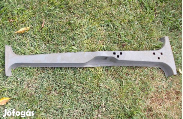 Dacia gyári karosszéria elem