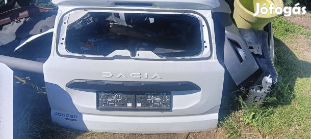 Dacia jogger Csomagtérajtó