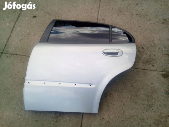 Daewoo Evanda bal hátsó ajtó. Személyesen