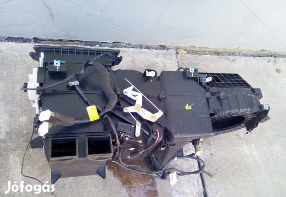 Daewoo Evanda fűtésbox. Személyesen