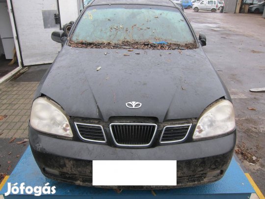 Daewoo Nubira bontott használt alkatrészek