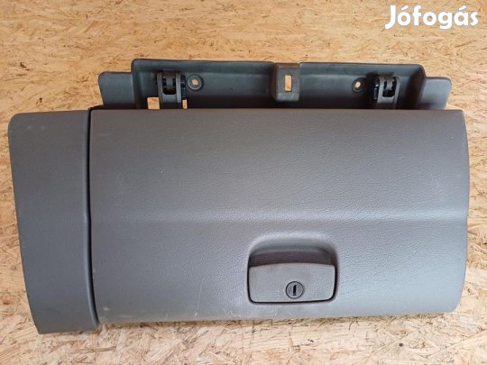 Daewoo Tacuma (2000-2008) Kesztyűtartó