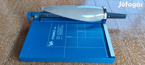 Dahle 561 karos papirvágó A4