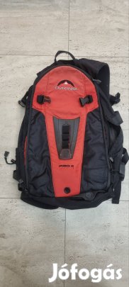 Dakine túra hátizsák