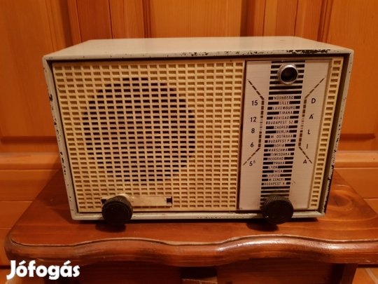 Dália bakelit dobozos rádió