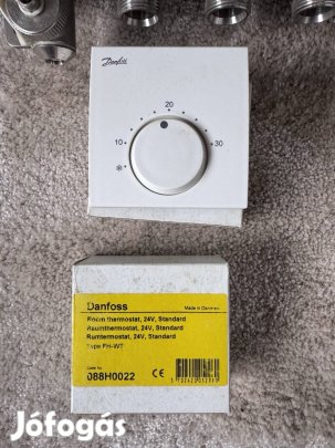 Danfoss padlófűtés termosztát (2db) + 4 db hőmotor (24V, Új)