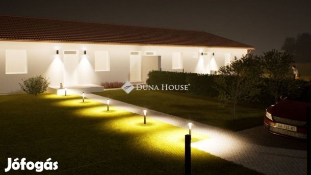 Dánszentmiklósi 78 nm-es ház eladó