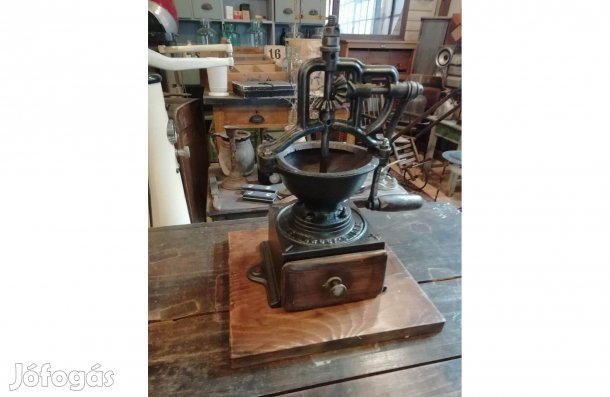 Daráló, KV daráló nagy méretű, 20. század első feléből, szatócsbolti