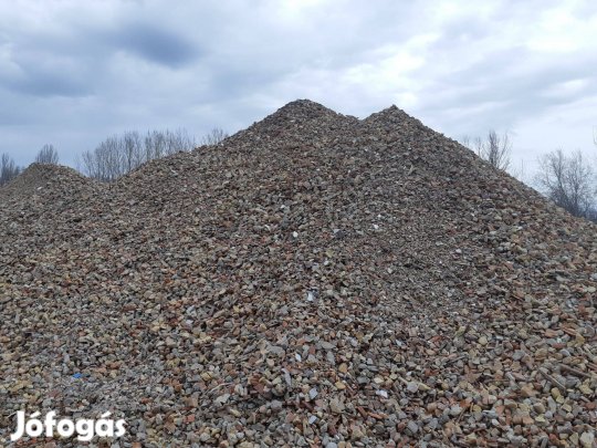 Darált tégla, vegyes útépítési darálék, darált beton eladó Kecskeméten