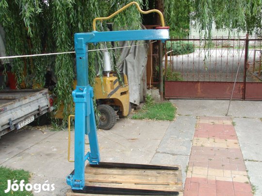 Daruvilla daru villa rakodó raklap emelő villa