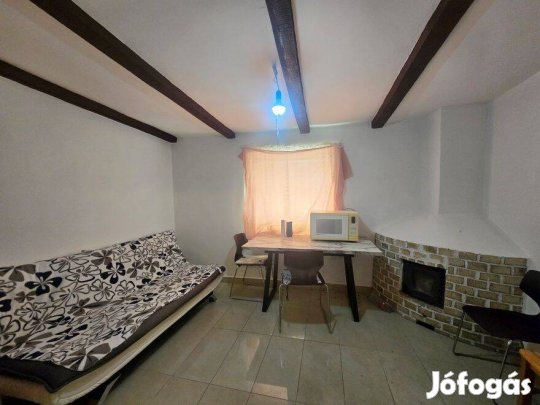 Db. Nagycserén 60 nm-es ház, természet közeli helyen Sos eladó!