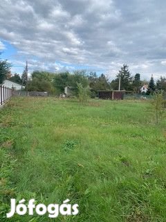 Debrecen Bellegelő kertben, a Vámospércsi utcából, Golf étterem