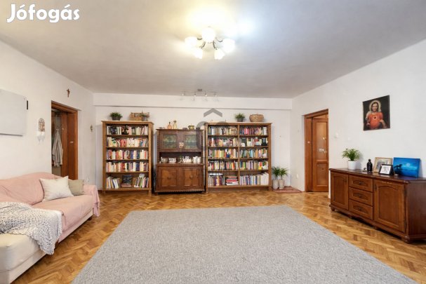 Debrecen Belvárosában tágas 4 szobás lakás  az otthon, ahol a lehetős